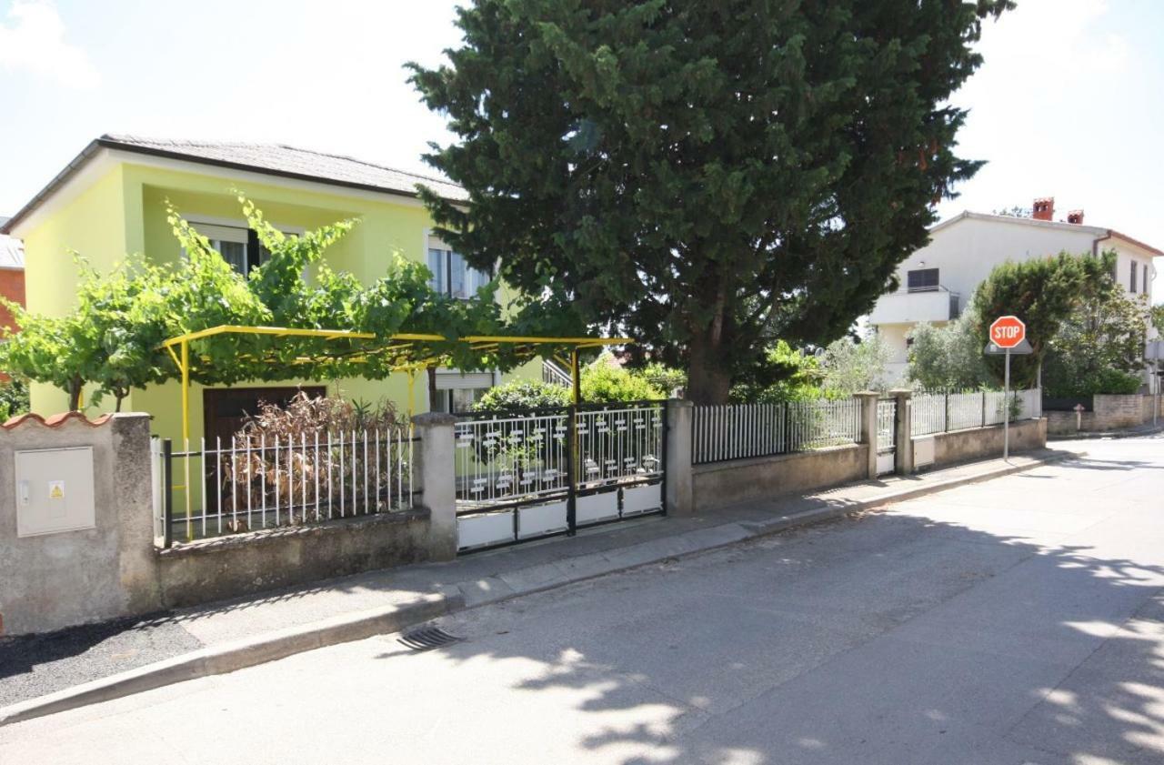 PUY Two Bedroom Apartment, Nice Neighborhood, Free Parking, Wifi מראה חיצוני תמונה