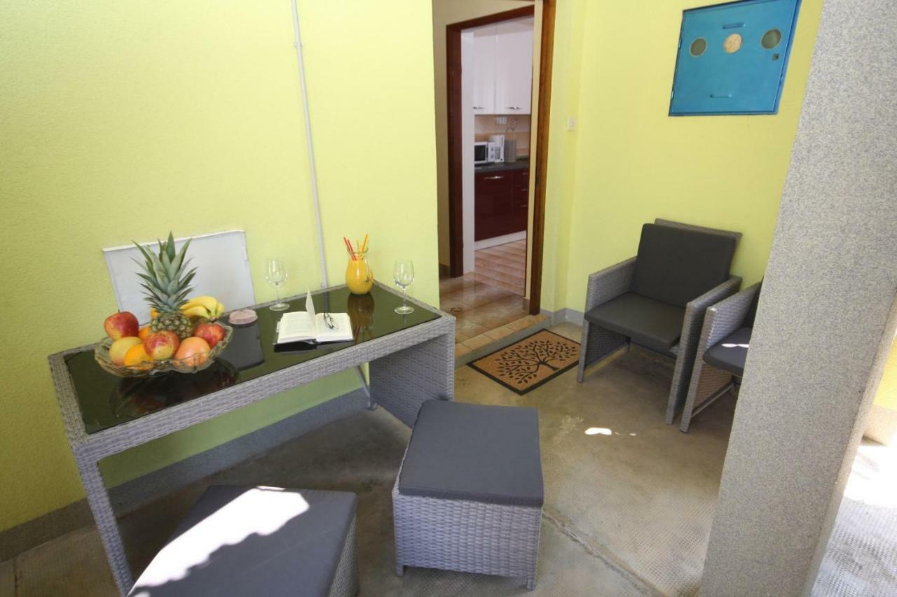 PUY Two Bedroom Apartment, Nice Neighborhood, Free Parking, Wifi מראה חיצוני תמונה