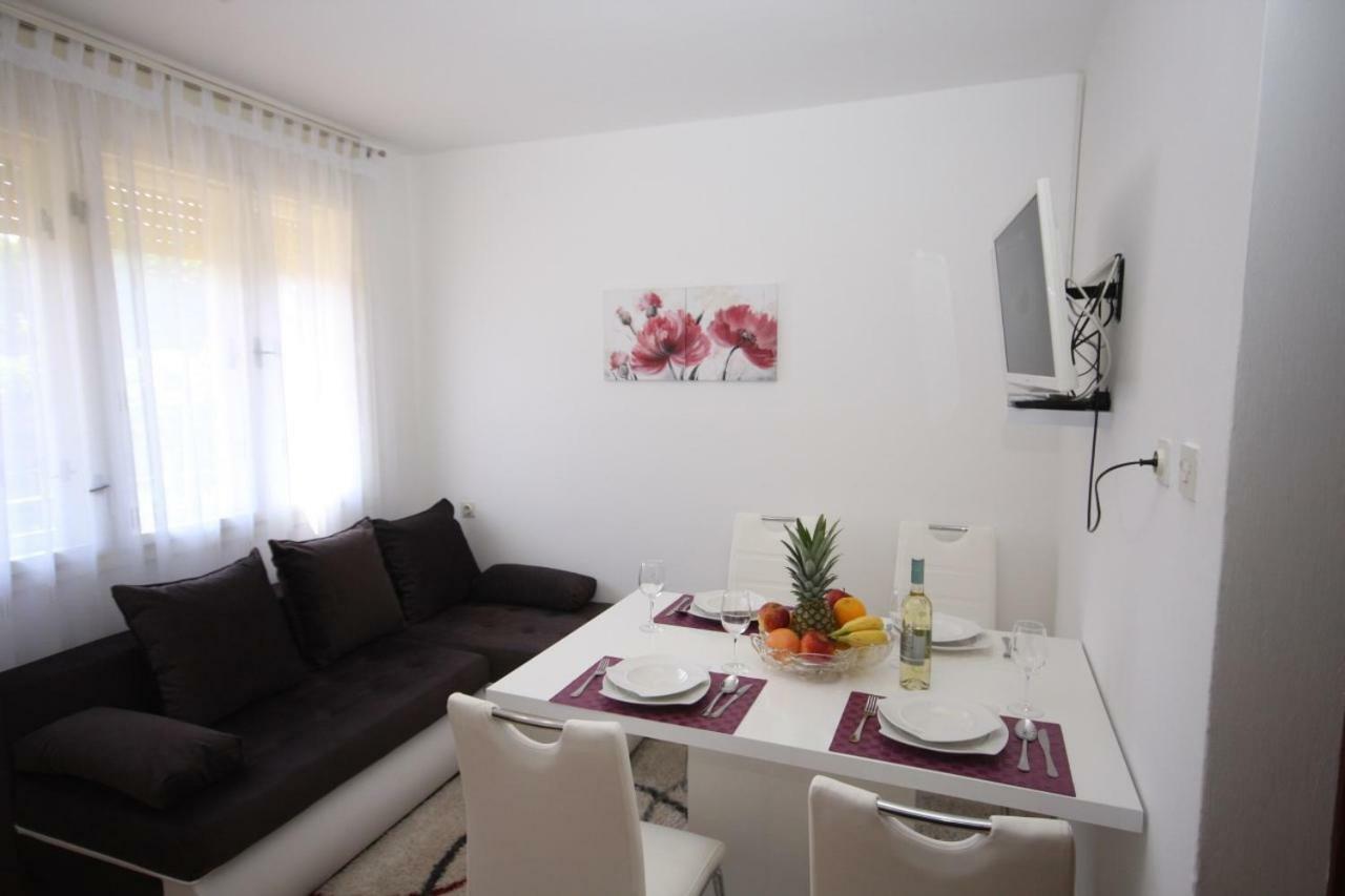 PUY Two Bedroom Apartment, Nice Neighborhood, Free Parking, Wifi מראה חיצוני תמונה