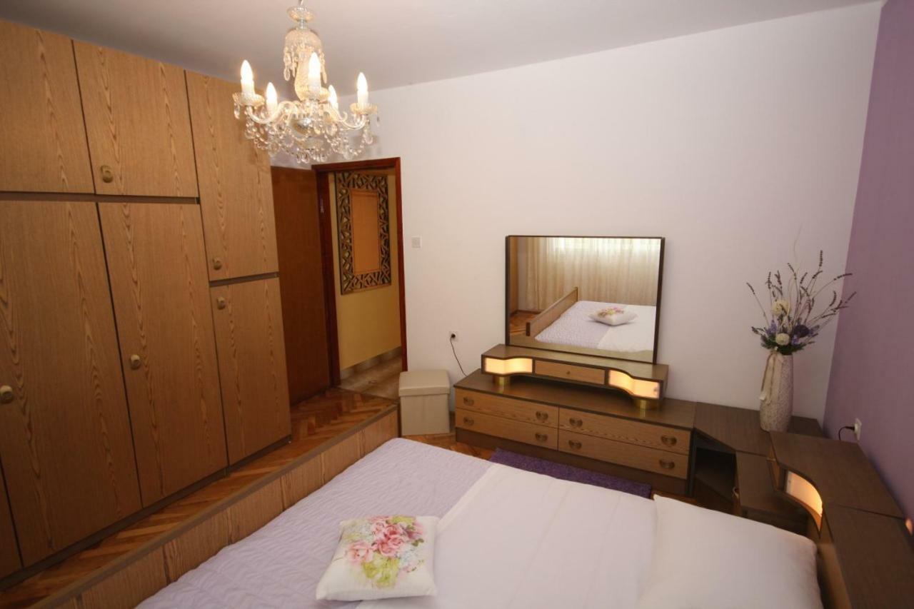 PUY Two Bedroom Apartment, Nice Neighborhood, Free Parking, Wifi מראה חיצוני תמונה