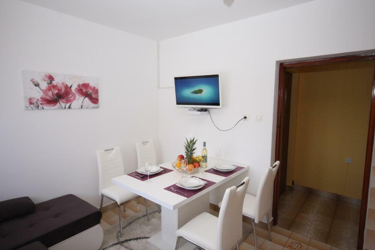 PUY Two Bedroom Apartment, Nice Neighborhood, Free Parking, Wifi מראה חיצוני תמונה